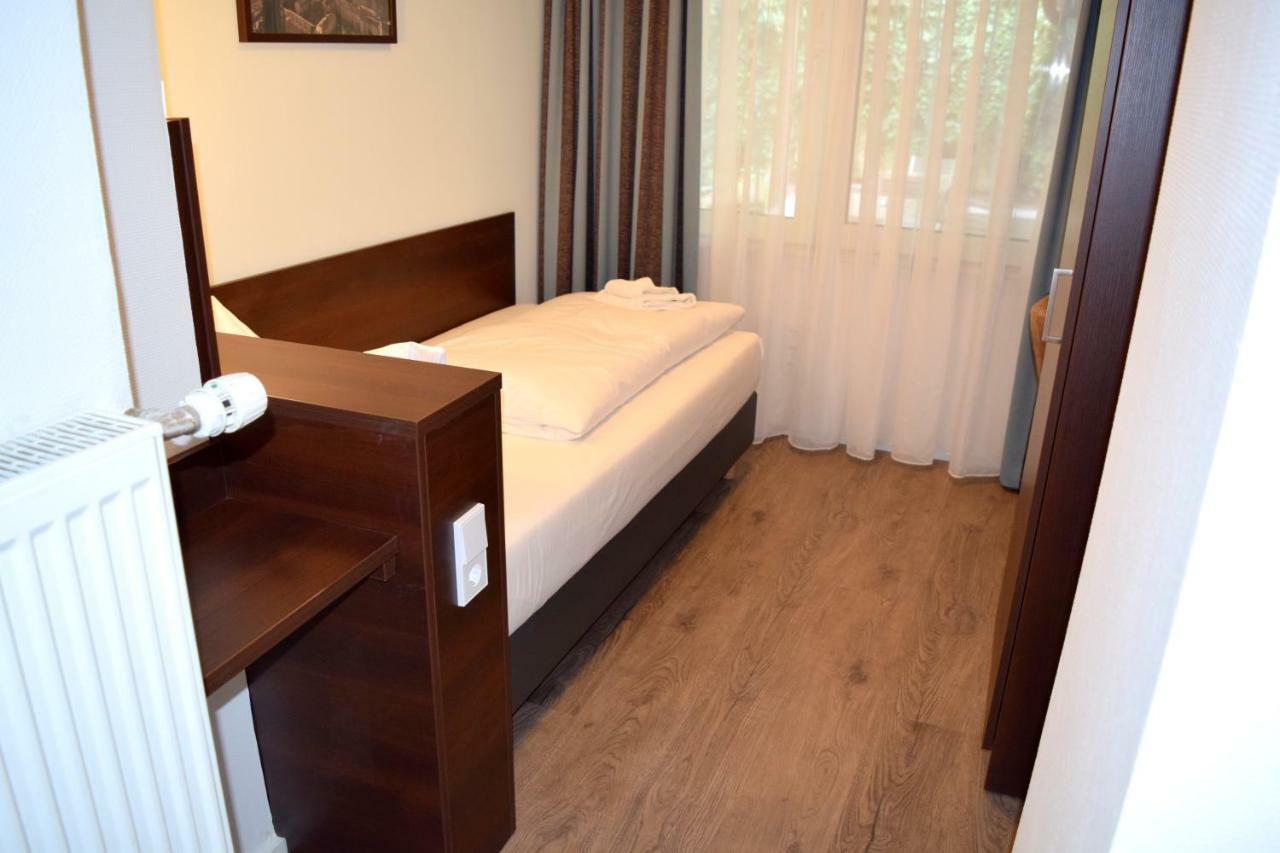 Trip Inn Budget Hotel Messe Франкфурт-на-Майні Екстер'єр фото